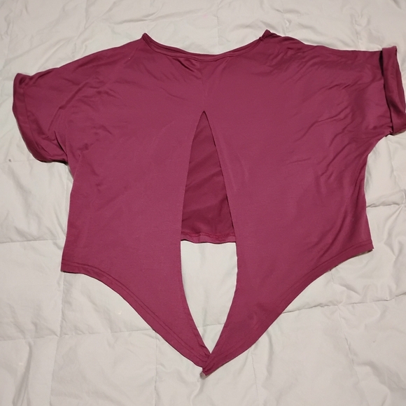 Stylish Plum Short Sleeve Crop Top - Picture 3 of 6